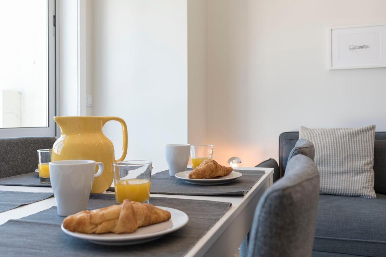 Lovelystay - Downtown Modern 2Br Flat With Free Parking Порто Екстериор снимка